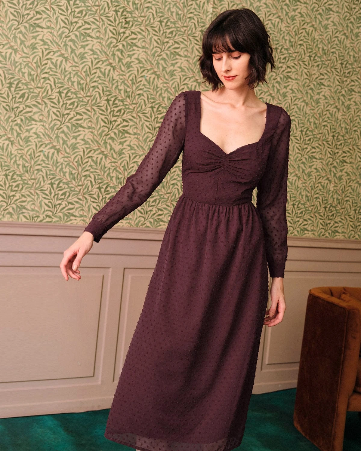 The Sweetheart Neckline Sheer Sleeve Midi Dress 4 The Sweetheart Neckline Sheer Sleeve Midi Dress - Image 4