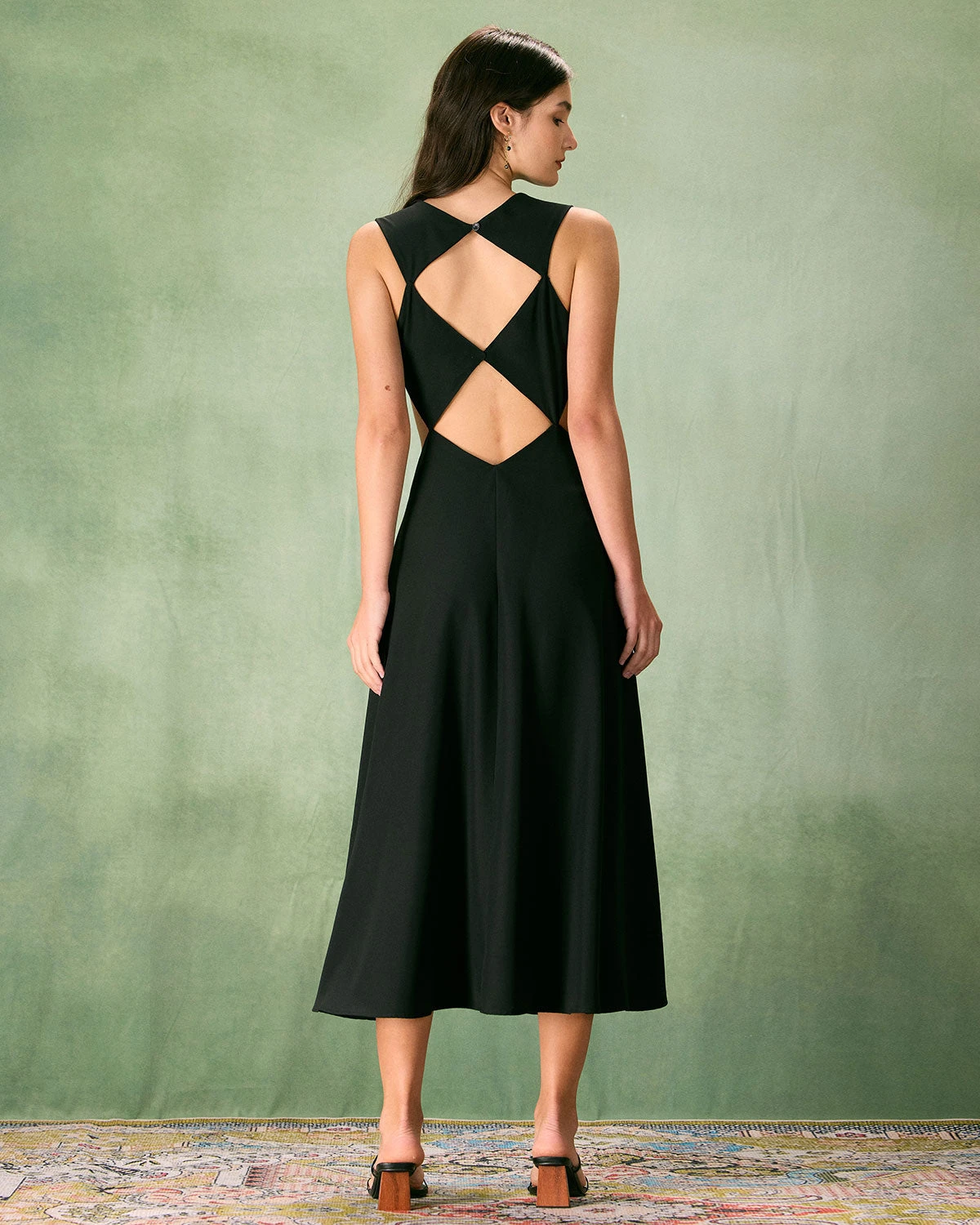 The Black Round Neck Cut-Out Midi Dress 5 The Black Round Neck Cut-Out Midi Dress - Image 5