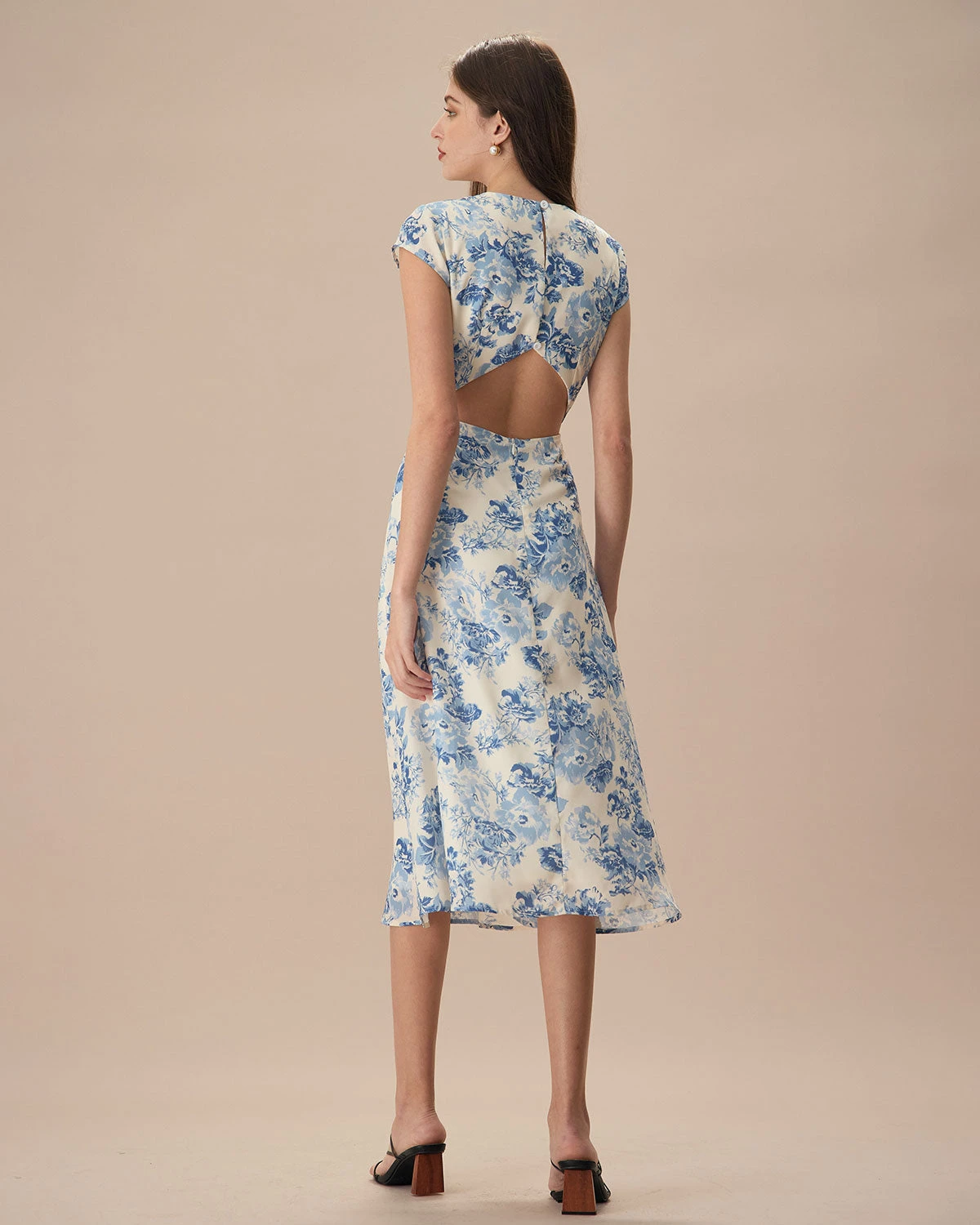 The Blue Round Neck Cap Sleeve Floral Midi Dress 5 The Blue Round Neck Cap Sleeve Floral Midi Dress - Image 5