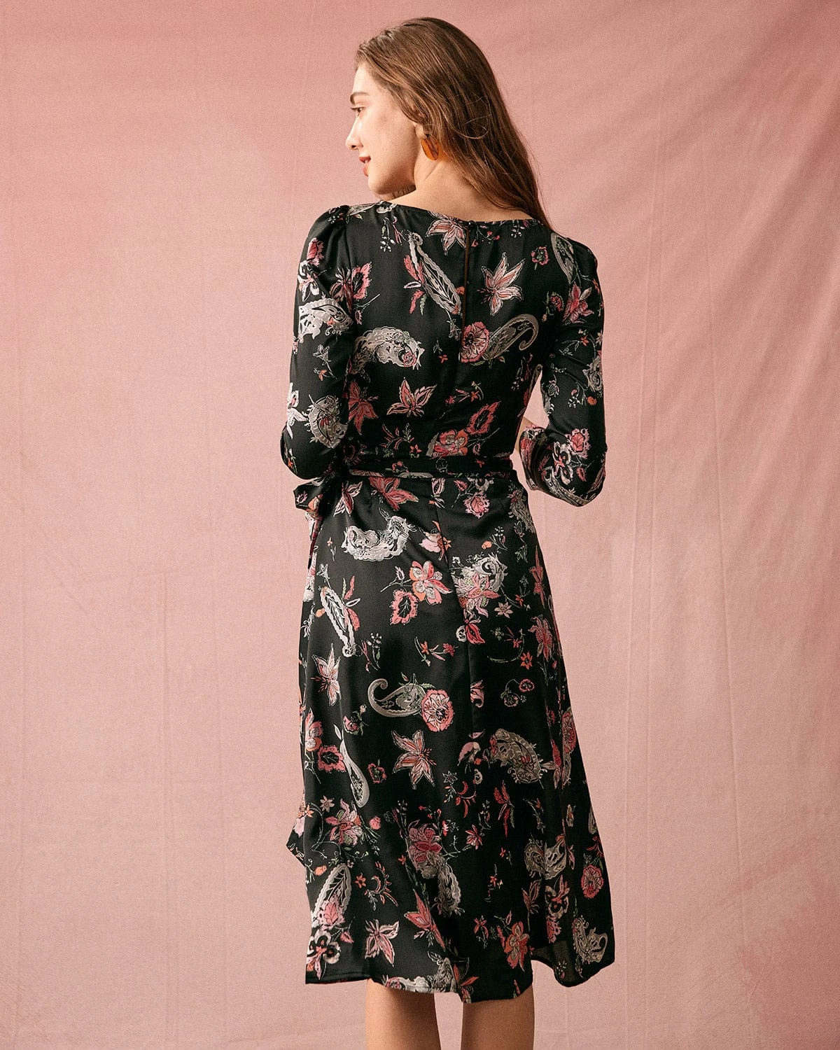 The Floral Ruched Long Sleeve Midi Dress 5 The Floral Ruched Long Sleeve Midi Dress - Image 5