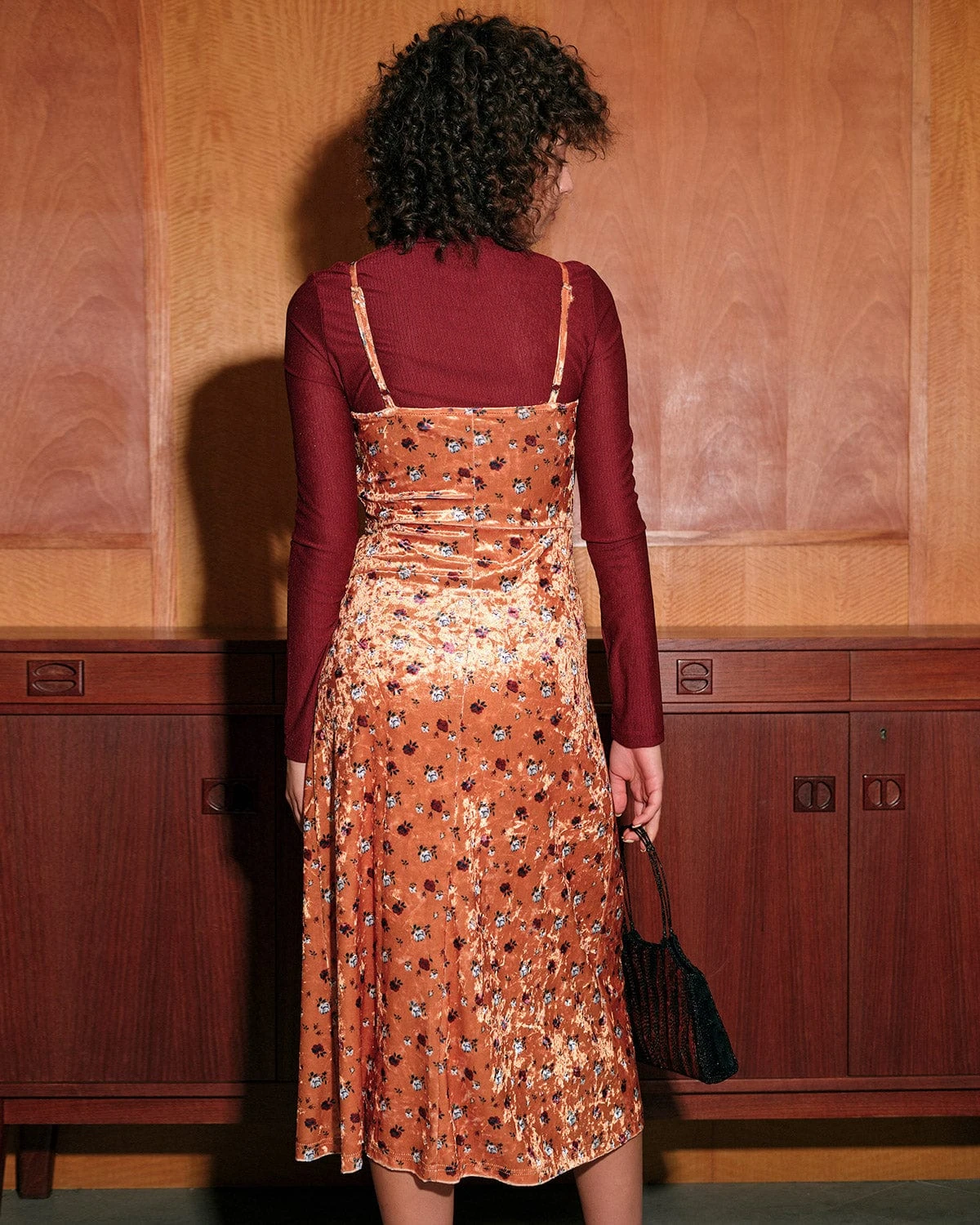 The Floral Printed Velvet Sling Midi Dress 4 The Floral Printed Velvet Sling Midi Dress - Image 4