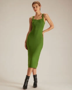 The Green Sweetheart Neck Knit Midi Dress