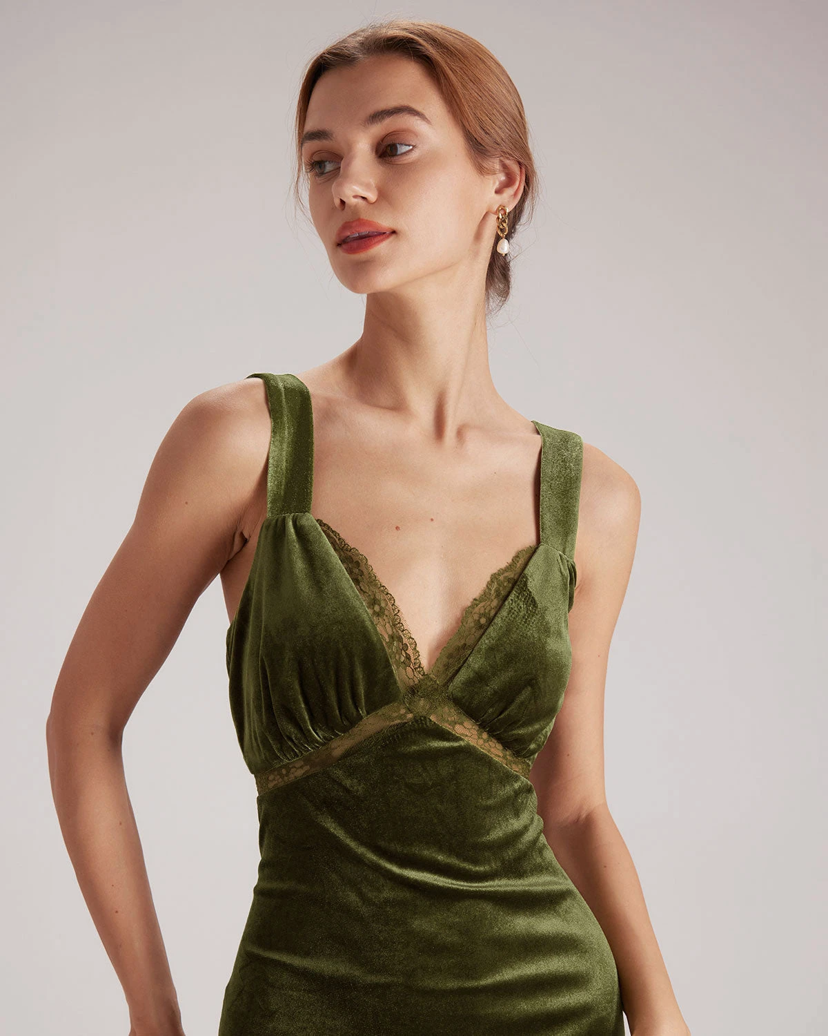 The Green V Neck Cutout Velvet Midi Dress 4 The Green V Neck Cutout Velvet Midi Dress - Image 4