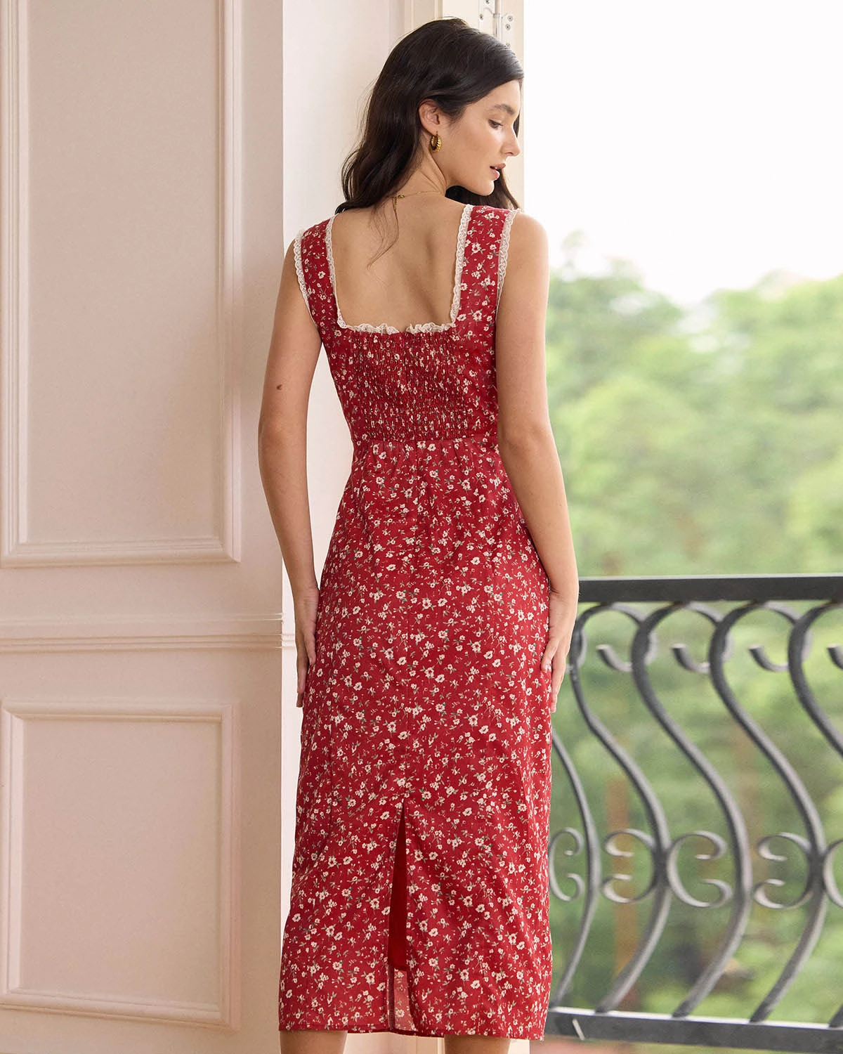 The Red Sweetheart Neck Floral Lace Trim Midi Dress 5 The Red Sweetheart Neck Floral Lace Trim Midi Dress - Image 5