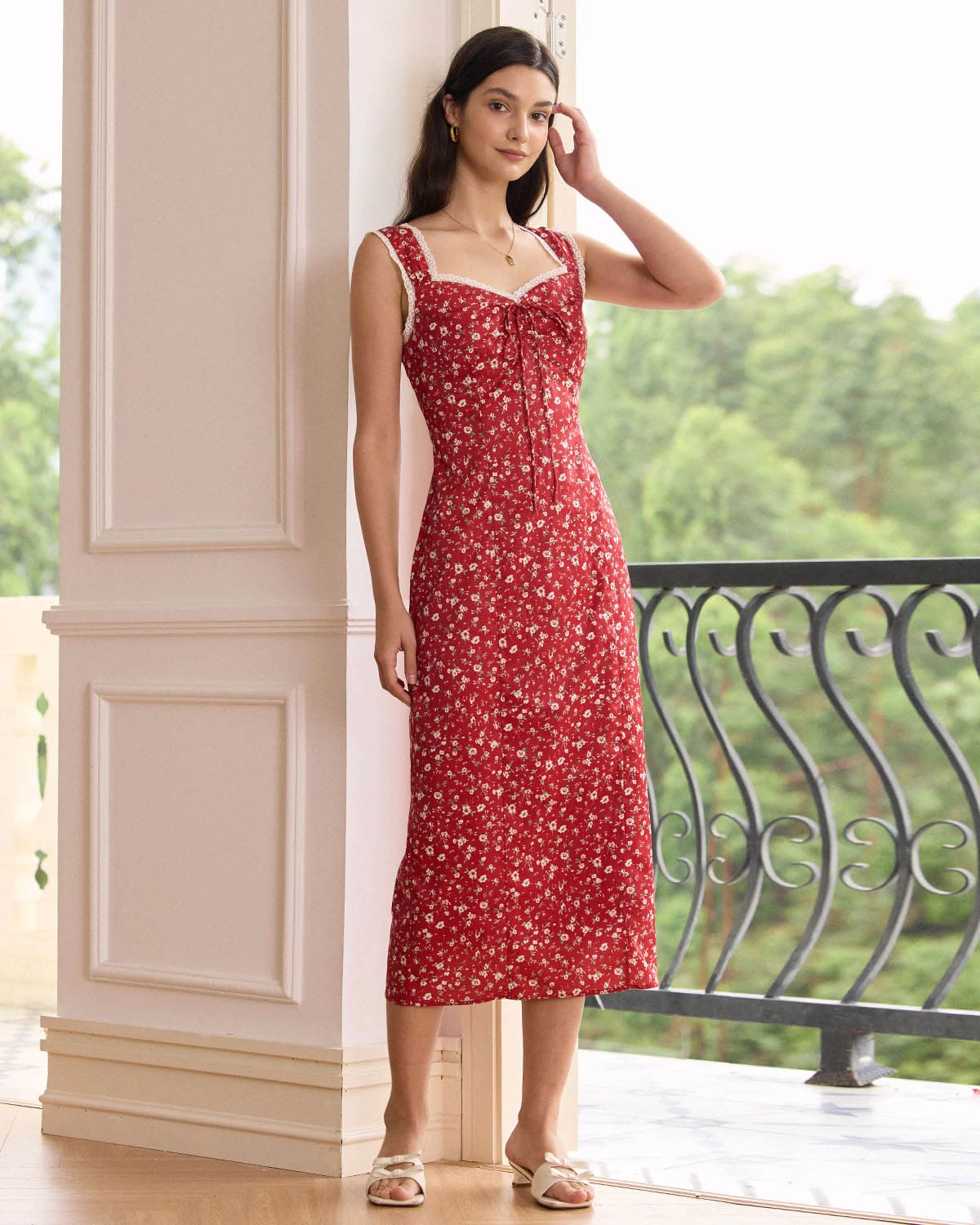The Red Sweetheart Neck Floral Lace Trim Midi Dress 1 The Red Sweetheart Neck Floral Lace Trim Midi Dress