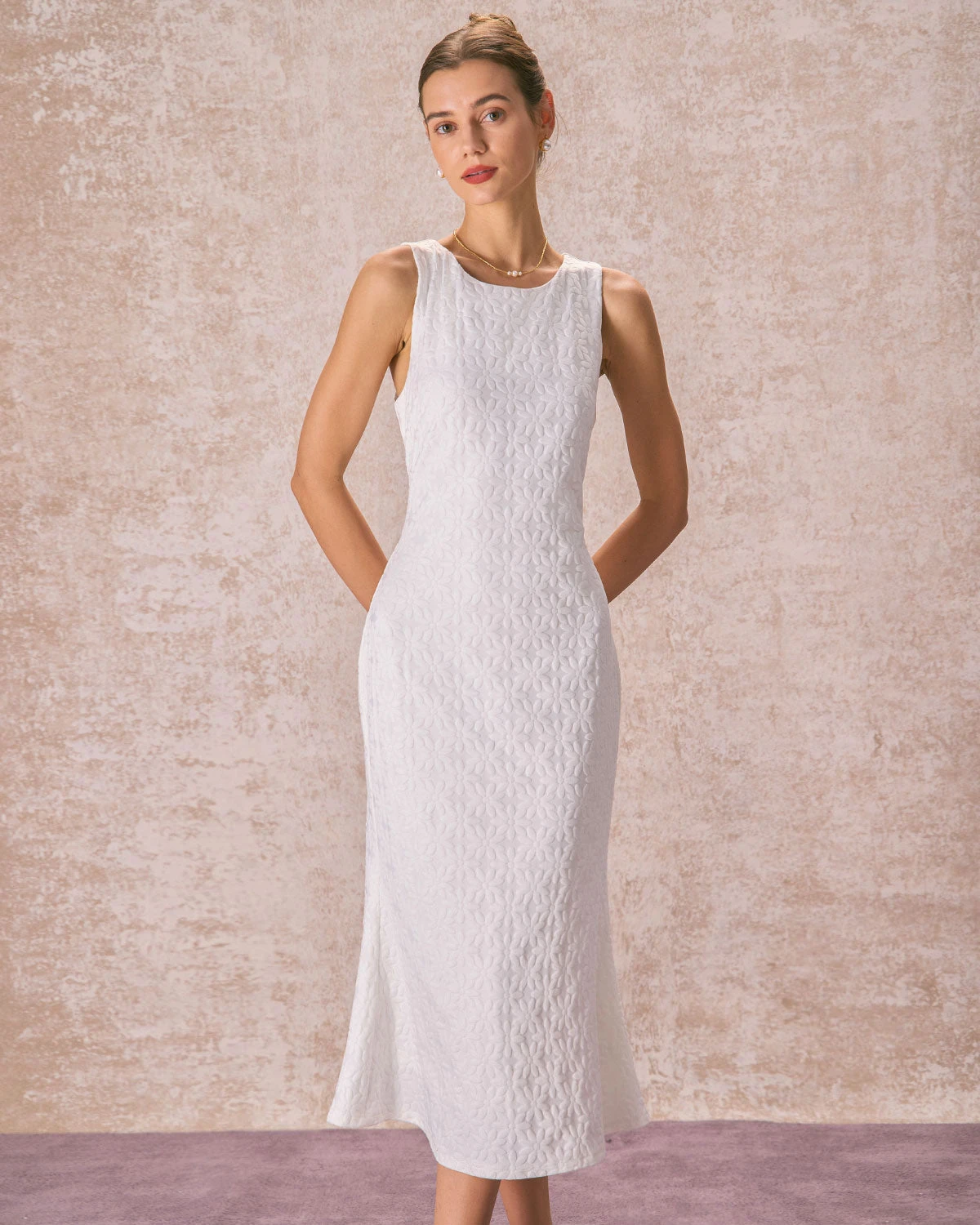 The White Round Neck Floral Jacquard Sleeveless Midi Dress 1 The White Round Neck Floral Jacquard Sleeveless Midi Dress