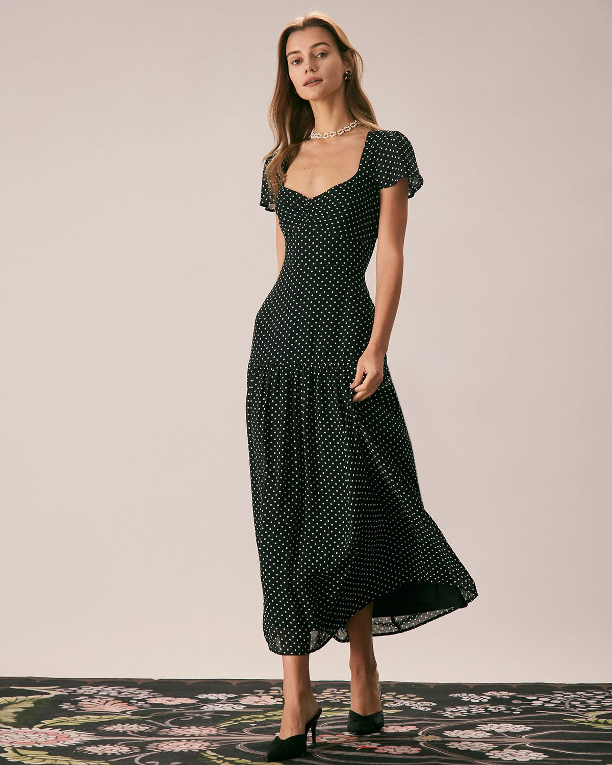 The Black Sweetheart Neck Polka Dot Maxi Dress 4 The Black Sweetheart Neck Polka Dot Maxi Dress - Image 4